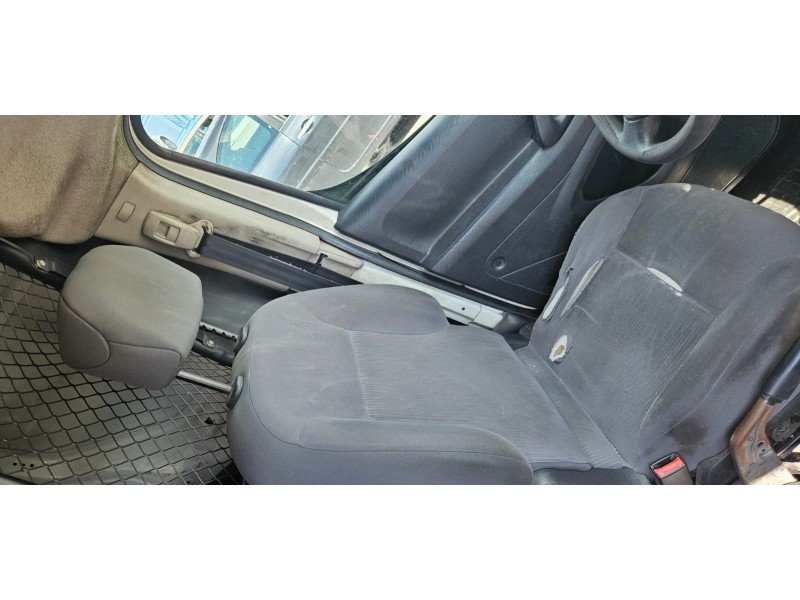 peugeot partner kasten del año 2012