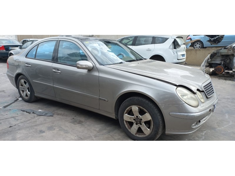 mercedes clase e (w211) berlina del año 2006