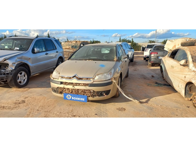 citroen c4 berlina del año 2005