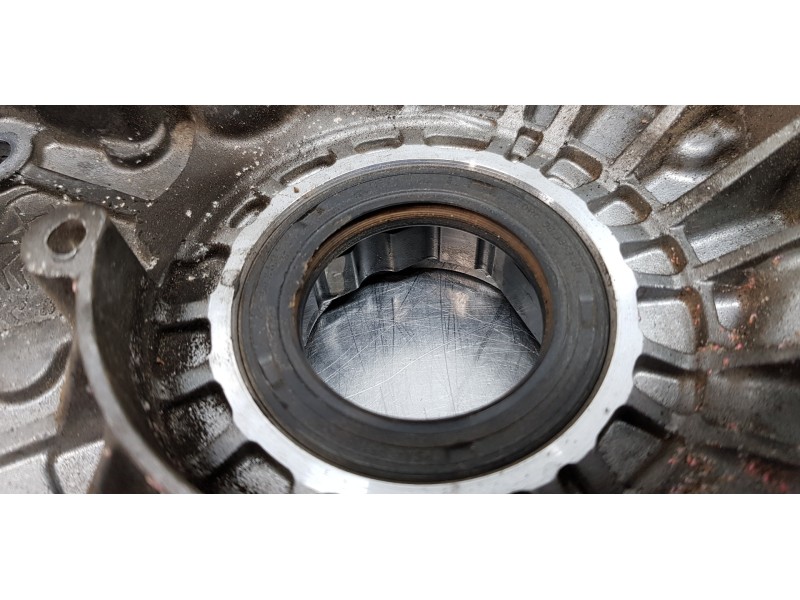 Recambio de bomba aceite para citroen c4 grand picasso spacetourer referencia OEM IAM 9823740280  