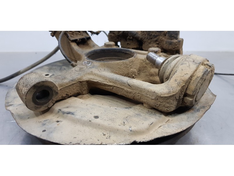 Recambio de mangueta delantera derecha para mercedes clase m (w164) 4matic referencia OEM IAM A1643302220 A1643560201 