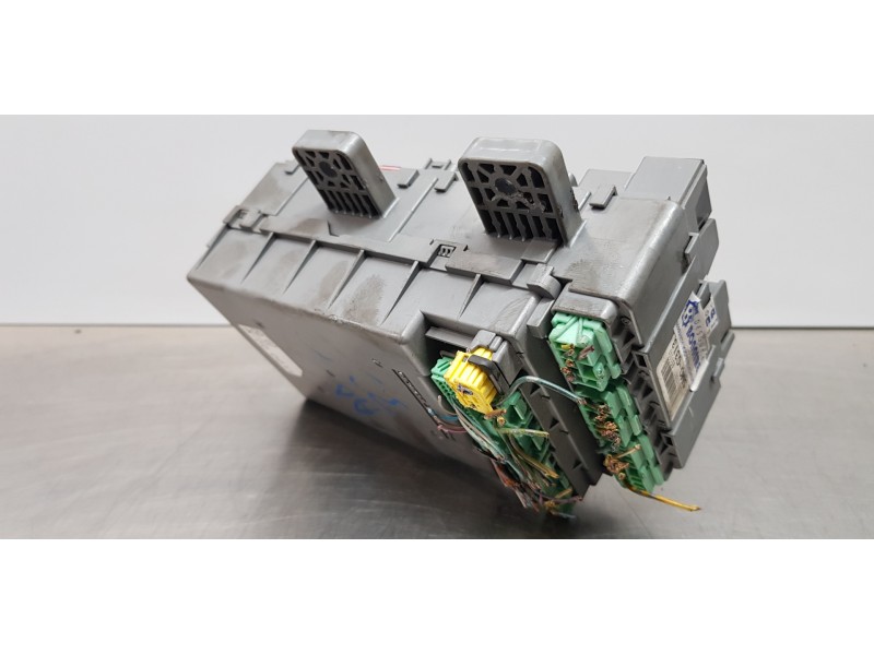 Recambio de caja reles / fusibles para honda civic berlina 5 (fk) 2.2 i-ctdi comfort referencia OEM IAM 38200SMGG31  