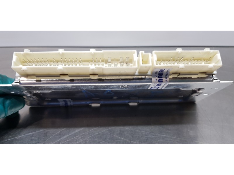 Recambio de centralita suspension para mercedes clase m (w164) 4matic referencia OEM IAM A2515452432  