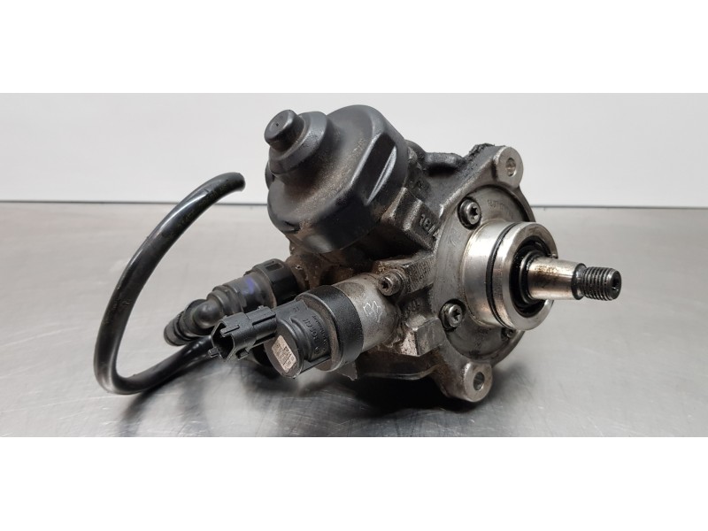 Recambio de bomba inyeccion para hyundai ix35 style 2wd referencia OEM IAM 331002A600 0445010596 