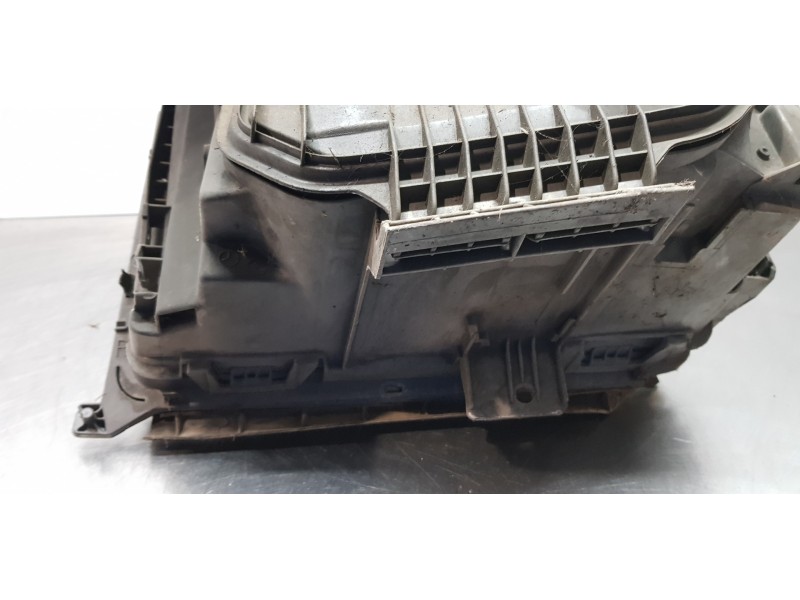 Recambio de faro derecho para mercedes clase e (w124) berlina d 300 (124.130) referencia OEM IAM A1248203959  