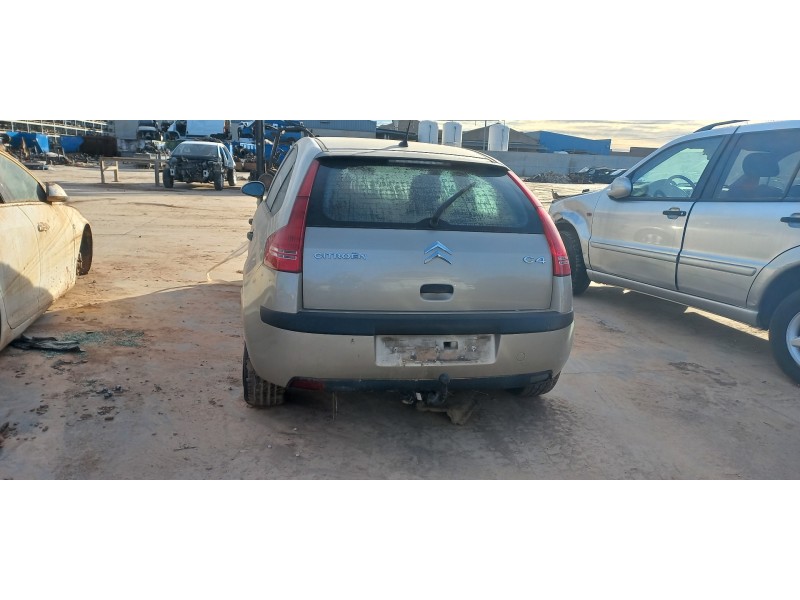 citroen c4 berlina del año 2005
