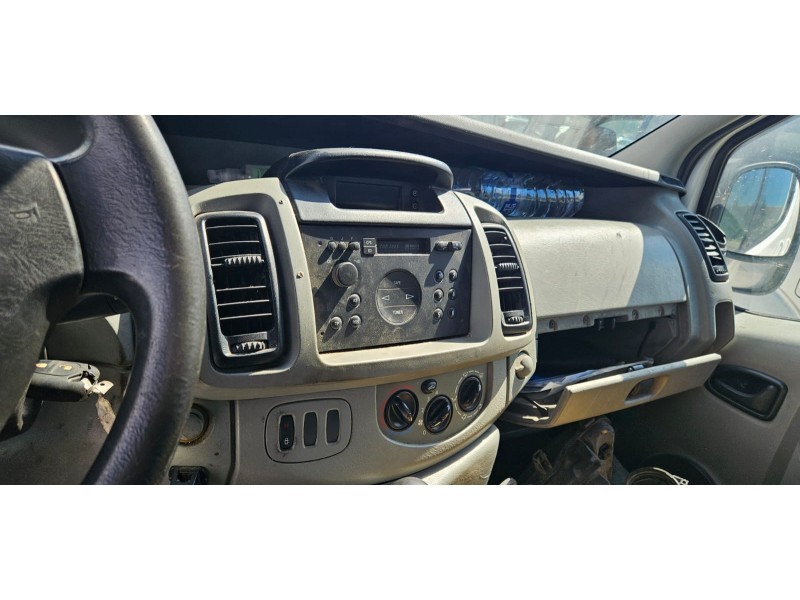 opel vivaro del año 2003