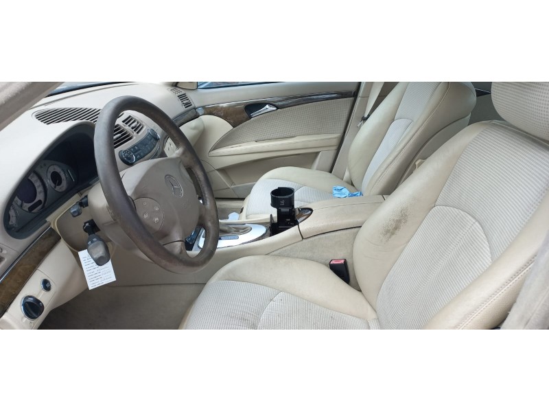 mercedes clase e (w211) berlina del año 2006