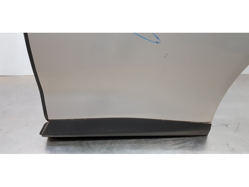 Recambio de puerta trasera izquierda para citroen ds 7 crossback bluehdi referencia OEM IAM 9819326880  