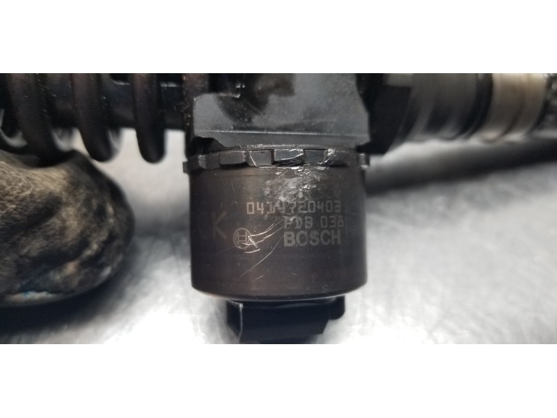 Recambio de inyector para volkswagen golf v berlina (1k1) sportline referencia OEM IAM 03G130073B 0414720403  Recambio de inyector para volkswagen golf v berlina (1k1) sportline referencia OEM IAM 03G130073B 0414720403