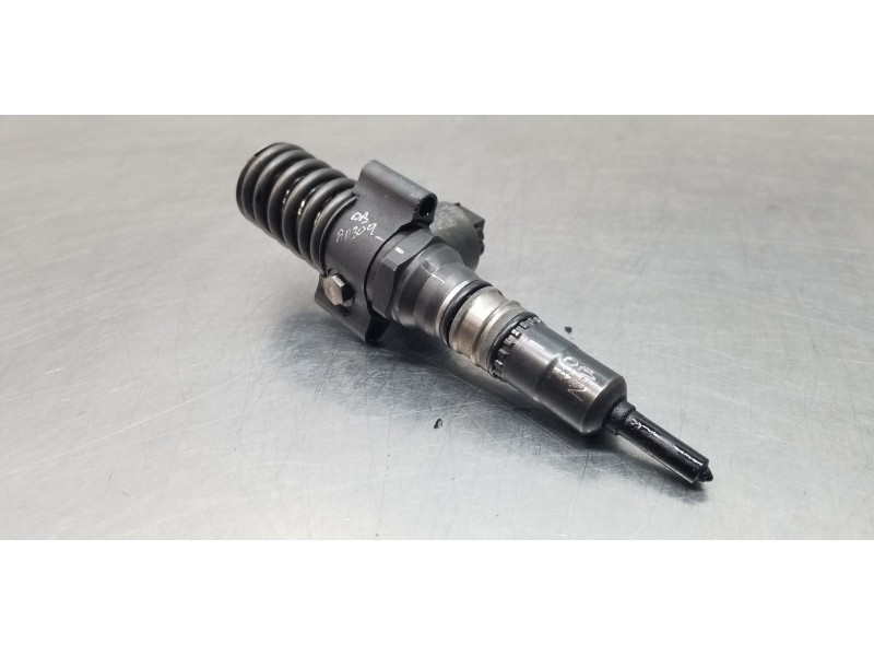 Recambio de inyector para volkswagen golf v berlina (1k1) sportline referencia OEM IAM 03G130073B 0414720403  Recambio de inyector para volkswagen golf v berlina (1k1) sportline referencia OEM IAM 03G130073B 0414720403