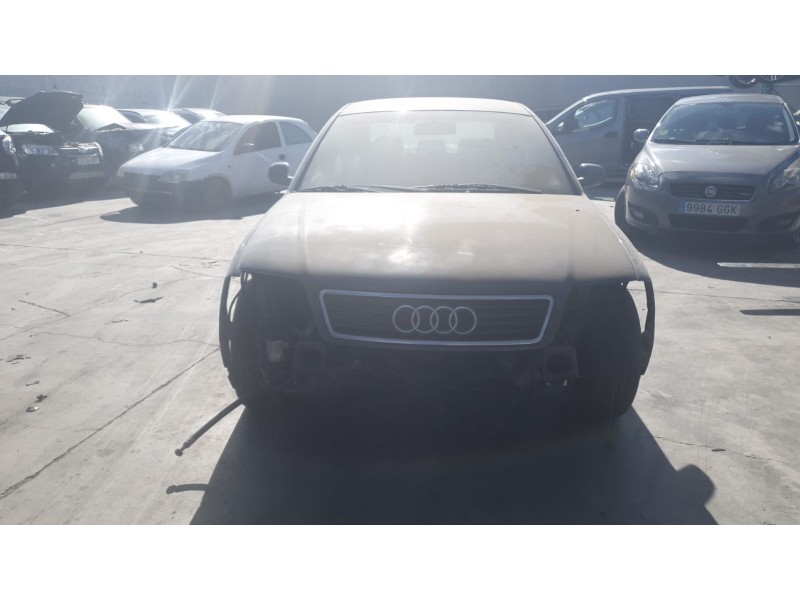 audi a6 berlina (4b2) del año 2002