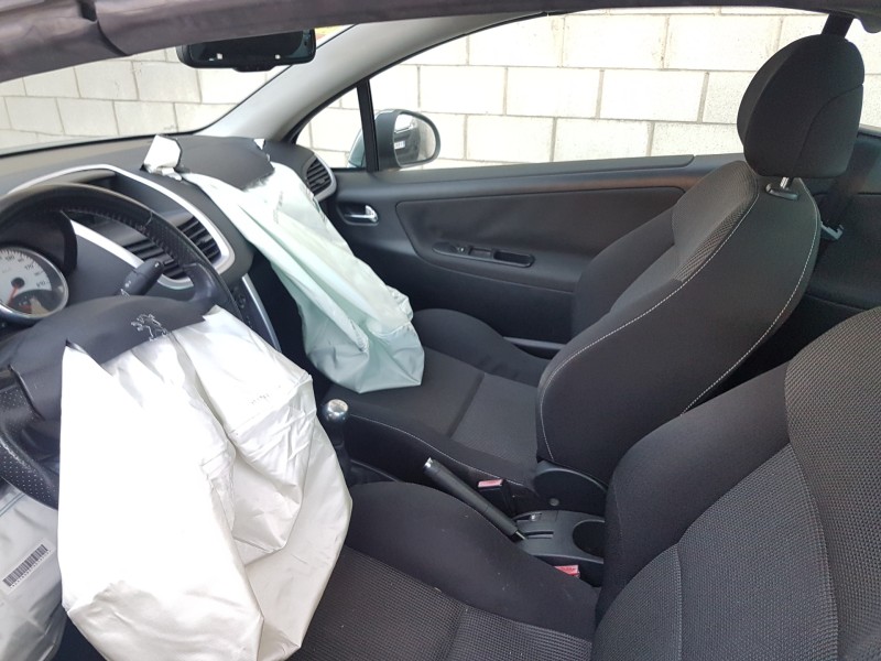 peugeot 207 cc del año 2007