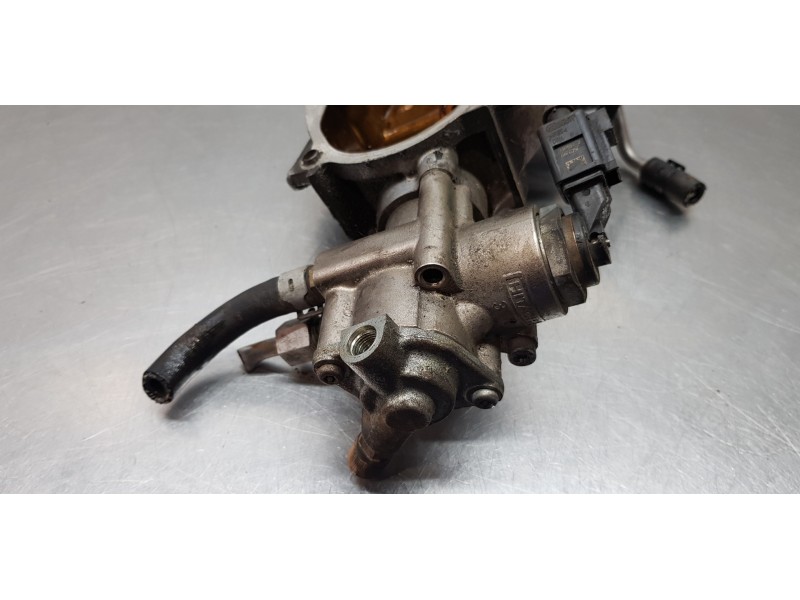 Recambio de bomba inyeccion para seat leon (1p1) fr referencia OEM IAM 06F127025F 06F103530T 