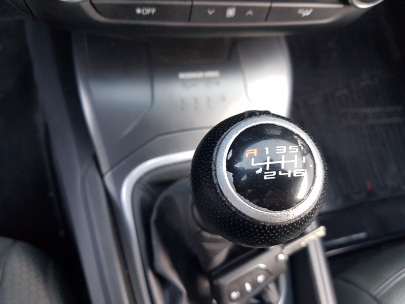 toyota avensis touring sports del año 2017