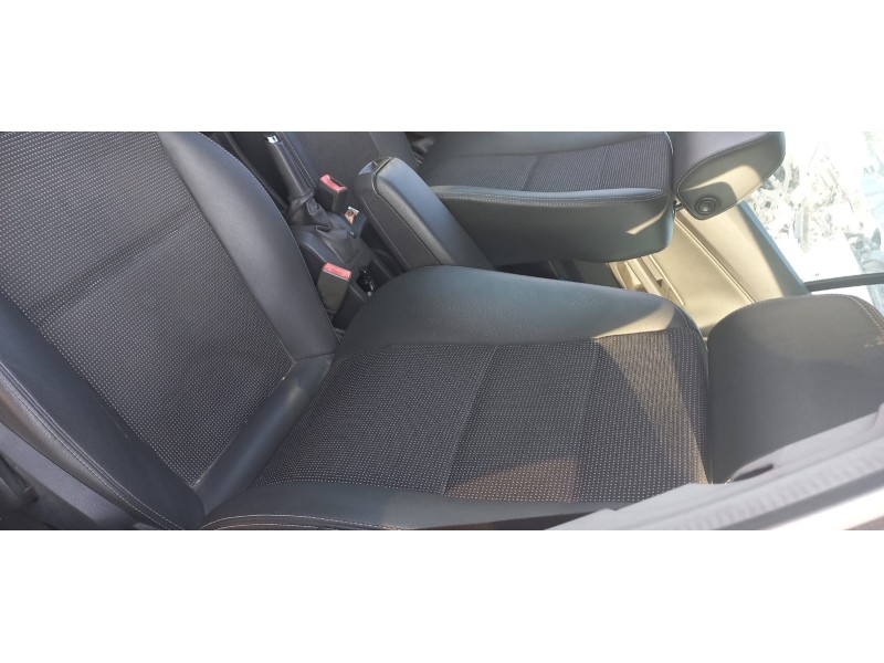 opel astra h berlina del año 2007