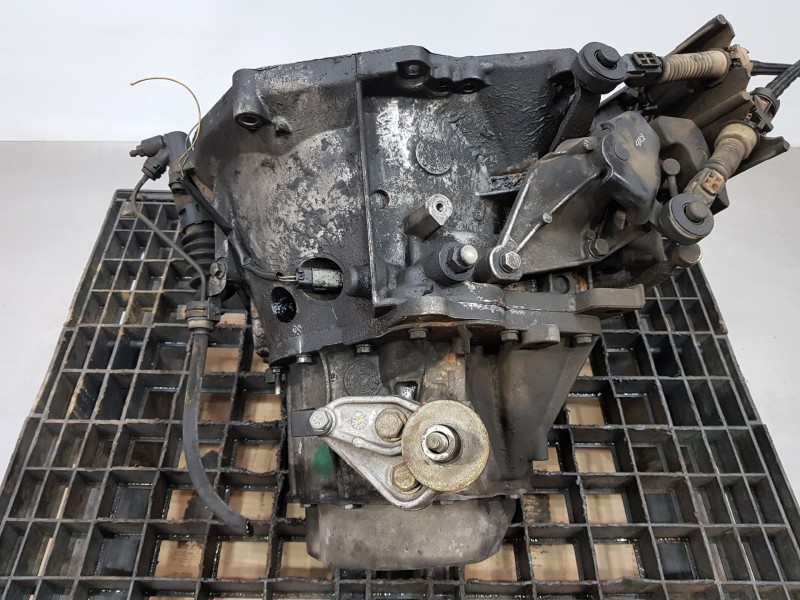 Recambio de caja cambios para citroen xsara picasso exclusive referencia OEM IAM 20DM62  