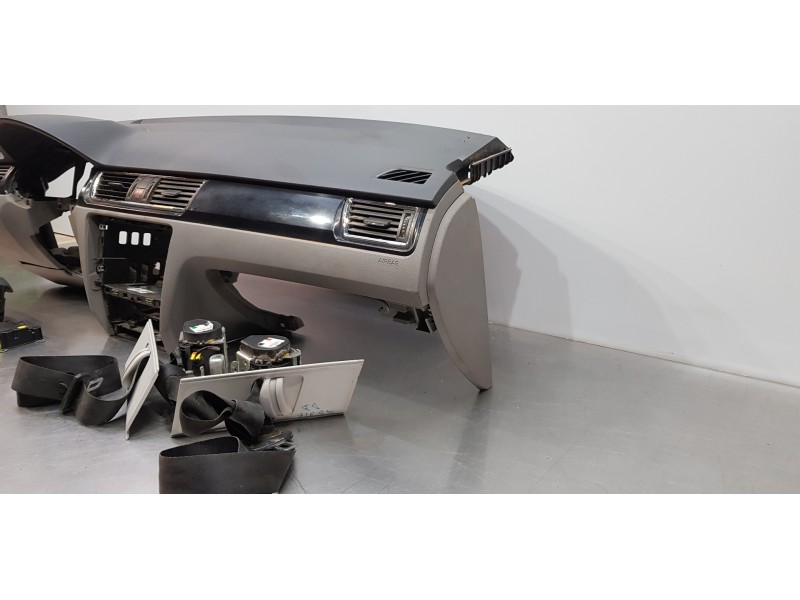 Recambio de kit airbag para seat toledo (kg3) reference referencia OEM IAM 5JB857009BEDI 6F0880201AG 34D959655B Recambio de kit airbag para seat toledo (kg3) reference referencia OEM IAM 5JB857009BEDI 6F0880201AG 34D959655B