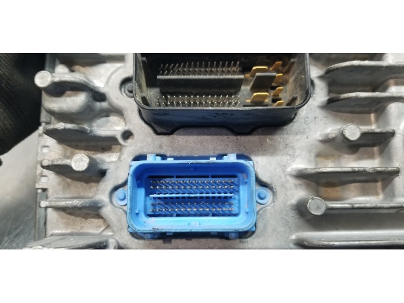 Recambio de centralita motor uce para opel zafira (c) family start/stop referencia OEM IAM 55501574 395357783  Recambio de centralita motor uce para opel zafira (c) family start/stop referencia OEM IAM 55501574 395357783