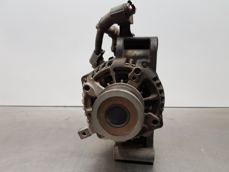 Recambio de alternador para toyota auris active referencia OEM IAM 270600R090 MS1042113140  Recambio de alternador para toyota auris active referencia OEM IAM 270600R090 MS1042113140