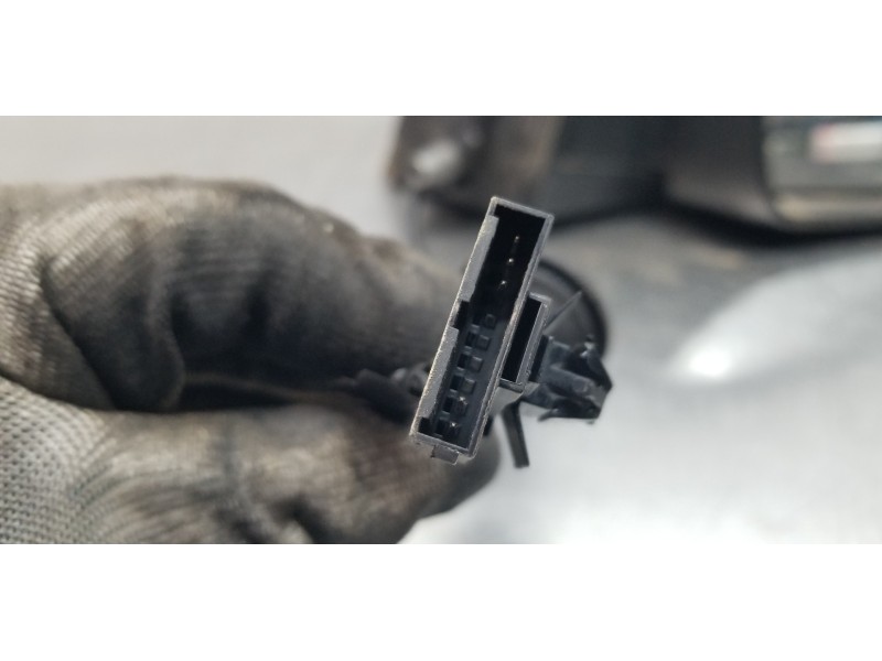 Recambio de retrovisor derecho para opel zafira b cosmo referencia OEM IAM 13253340 13131970 