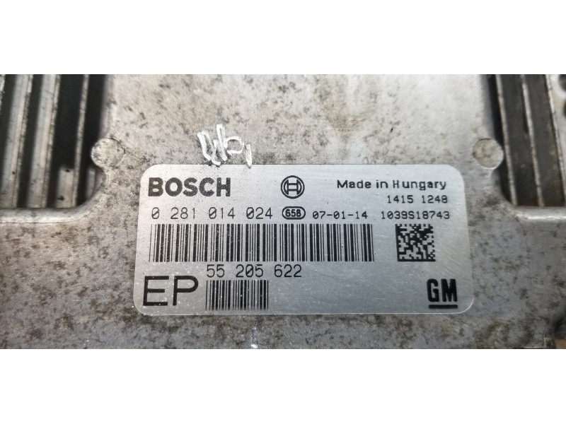 Recambio de centralita motor uce para opel zafira b cosmo referencia OEM IAM 55205622 0281014024 
