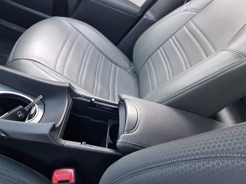 toyota avensis touring sports del año 2017