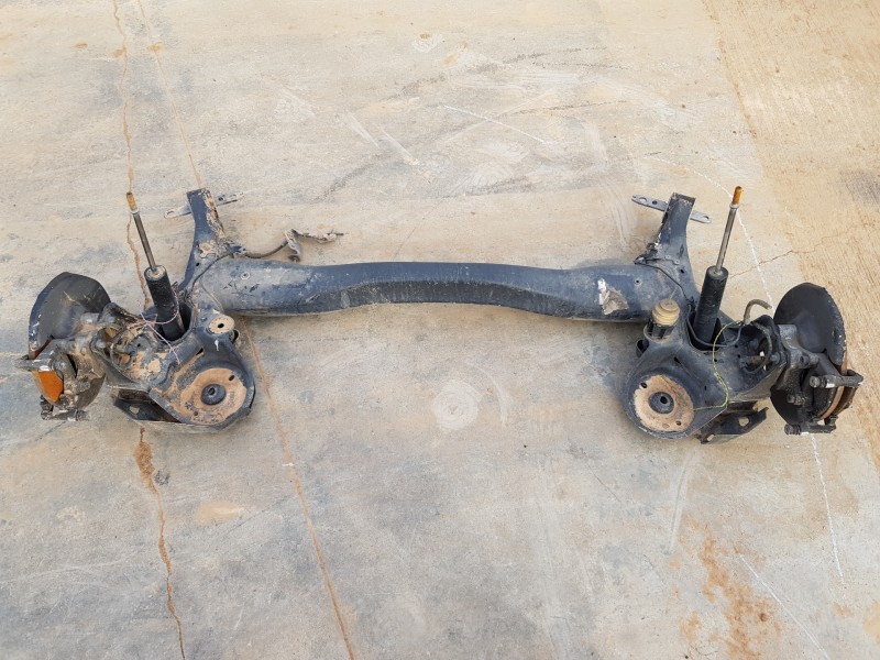 Recambio de puente trasero para citroen c4 grand picasso exclusive referencia OEM IAM 1647872280 1610186380  Recambio de puente trasero para citroen c4 grand picasso exclusive referencia OEM IAM 1647872280 1610186380