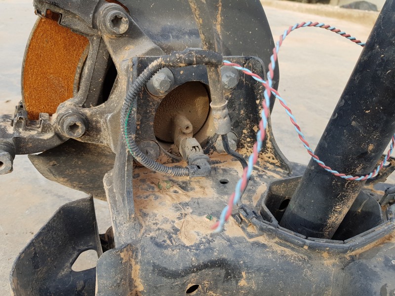 Recambio de puente trasero para citroen c4 grand picasso exclusive referencia OEM IAM 1647872280 1610186380  Recambio de puente trasero para citroen c4 grand picasso exclusive referencia OEM IAM 1647872280 1610186380