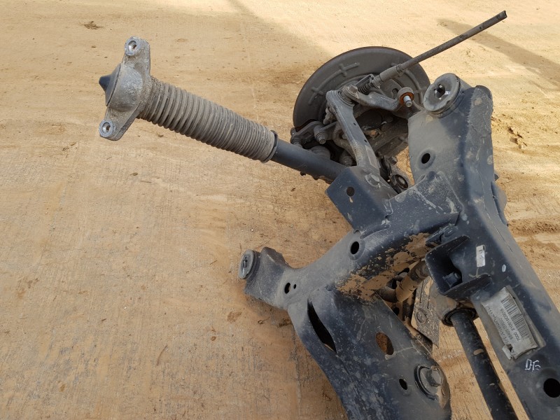 Recambio de puente trasero para hyundai tucson ix35 referencia OEM IAM 55405D7000  