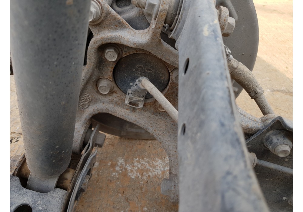 Recambio de puente trasero para kia sportage concept referencia OEM IAM 55405D7500  