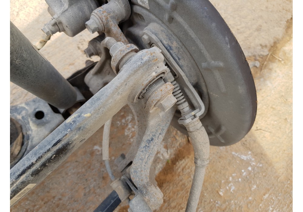 Recambio de puente trasero para kia sportage concept referencia OEM IAM 55405D7500  