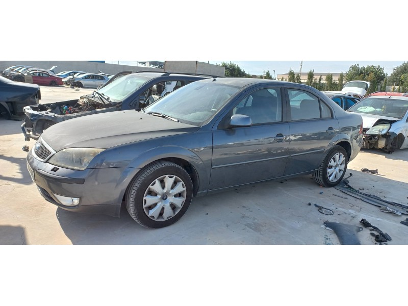ford mondeo berlina (ge) del año 2004