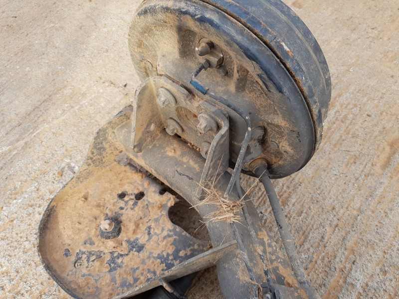 Recambio de puente trasero para dacia lodgy laureate referencia OEM IAM 555117070R  