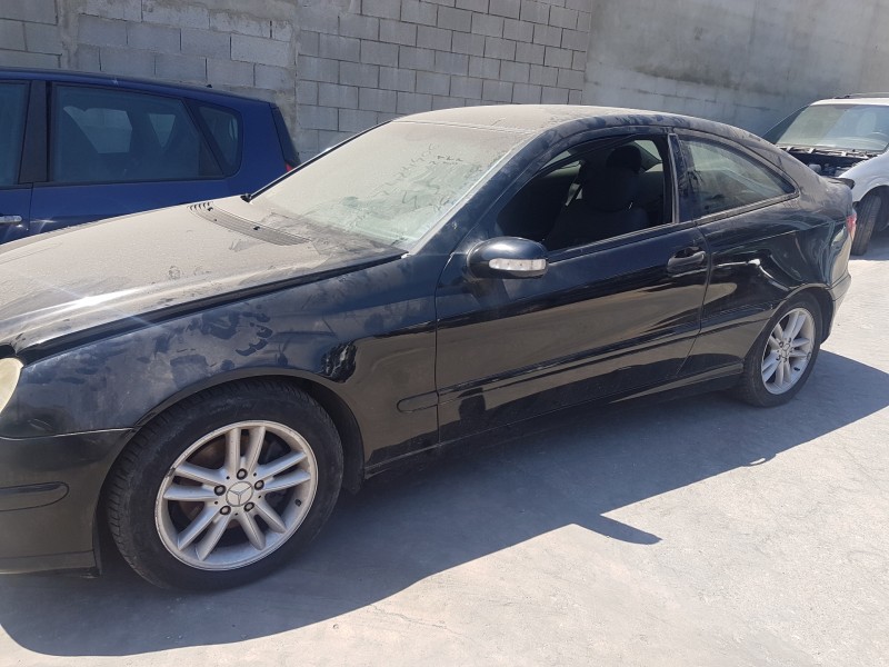 mercedes clase c (w203) sportcoupe del año 2001