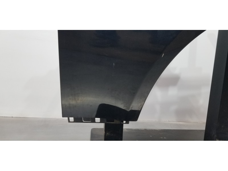 Recambio de aleta delantera derecha para bmw serie 6 cabrio (e64) 645ci referencia OEM IAM 41357133796  