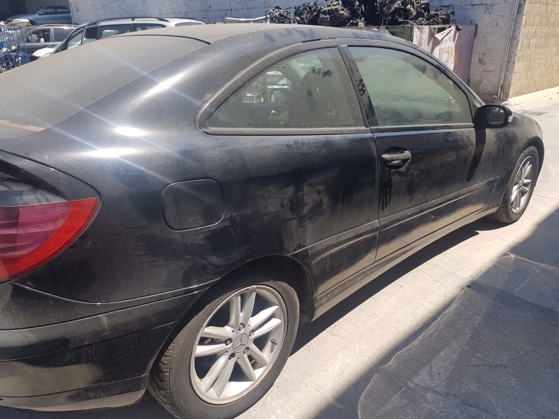 mercedes clase c (w203) sportcoupe del año 2001