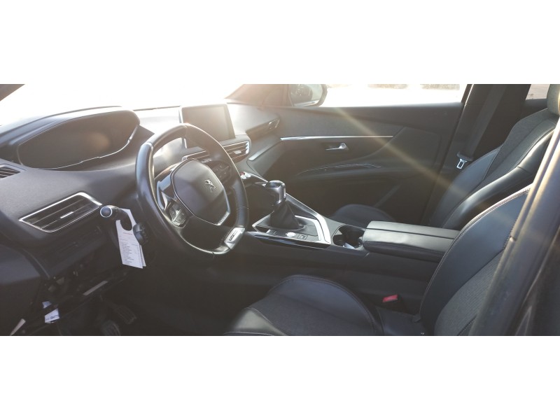 peugeot 3008 del año 2016