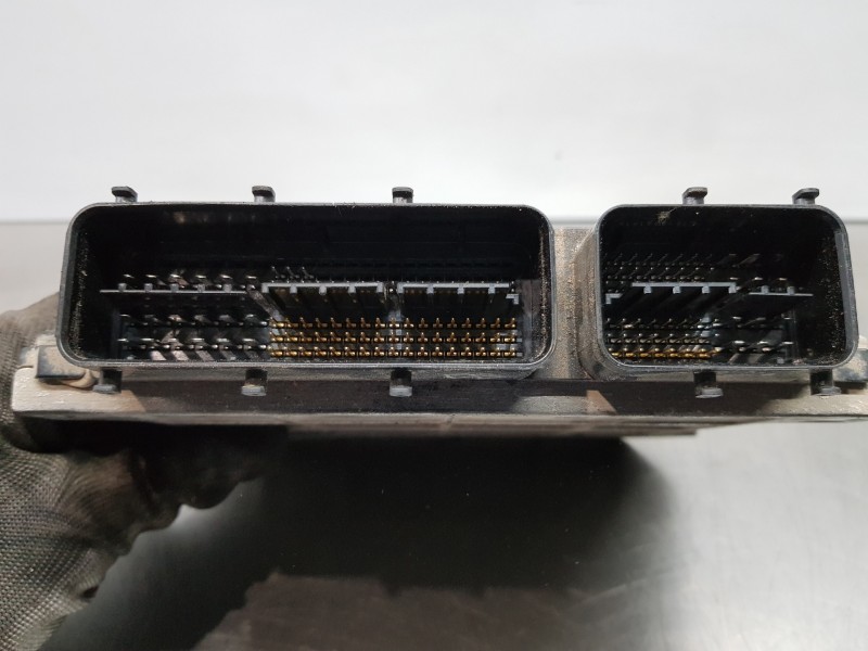 Recambio de centralita motor uce para toyota auris active referencia OEM IAM 896610Z740 MB2759005011 