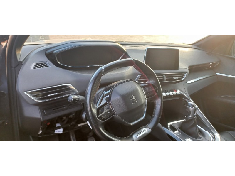 peugeot 3008 del año 2016