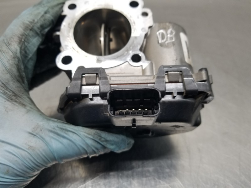 Recambio de caja mariposa para citroen ds 7 crossback bluehdi referencia OEM IAM 9830171480 V29121487 