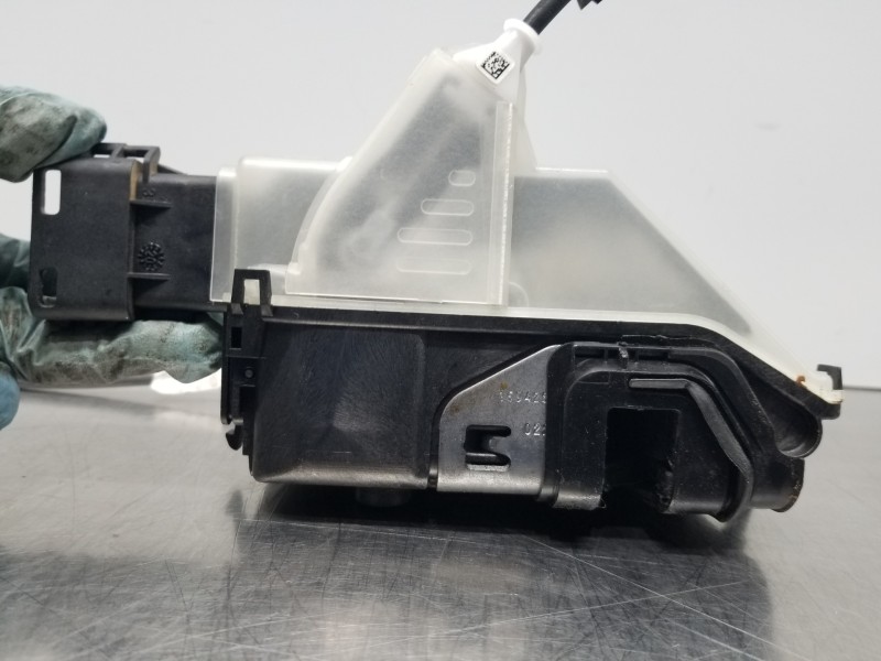 Recambio de cerradura puerta delantera derecha para citroen ds 7 crossback bluehdi referencia OEM IAM 9820531180 16943500 