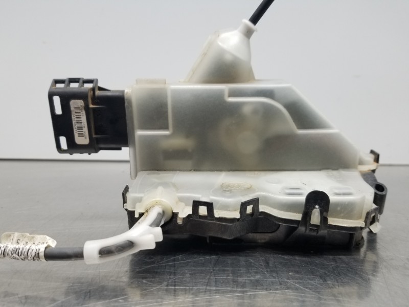 Recambio de cerradura puerta trasera izquierda para citroen ds 7 crossback bluehdi referencia OEM IAM 9816929180 16943504 