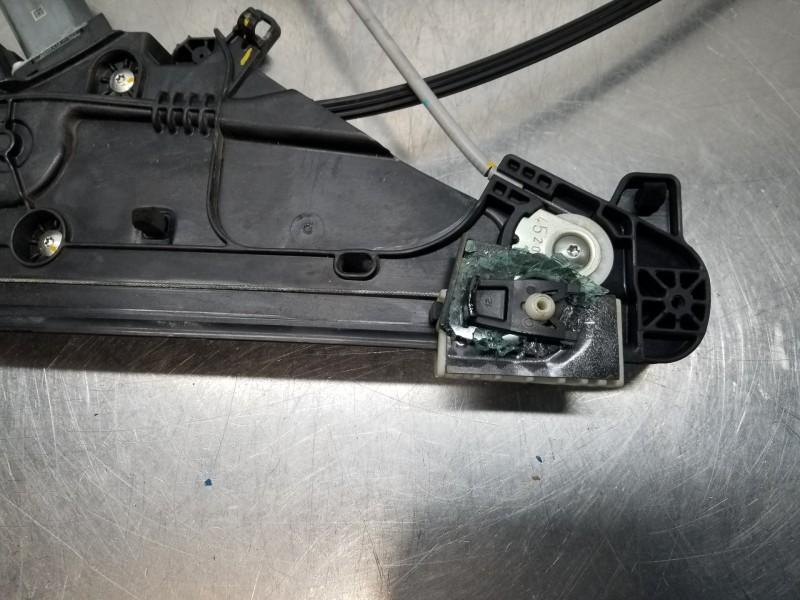 Recambio de elevalunas delantero derecho para citroen ds 7 crossback bluehdi referencia OEM IAM 9830655780 9829510580 9819520080