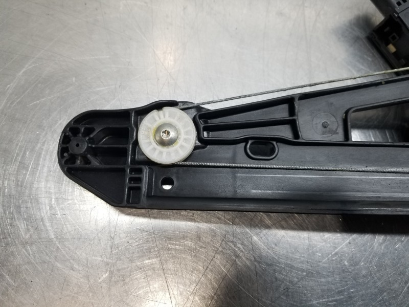 Recambio de elevalunas delantero derecho para citroen ds 7 crossback bluehdi referencia OEM IAM 9830655780 9829510580 9819520080