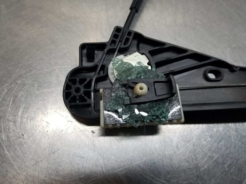 Recambio de elevalunas delantero derecho para citroen ds 7 crossback bluehdi referencia OEM IAM 9830655780 9829510580 9819520080