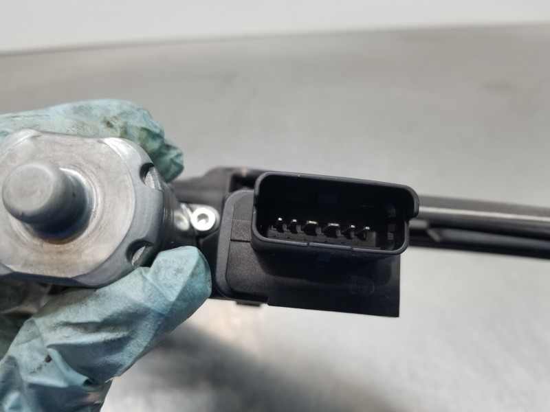 Recambio de elevalunas delantero derecho para citroen ds 7 crossback bluehdi referencia OEM IAM 9830655780 9829510580 9819520080