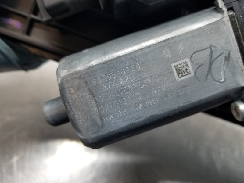 Recambio de elevalunas trasero derecho para citroen ds 7 crossback bluehdi referencia OEM IAM 9840197380 9829510780 9816733680