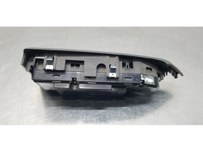 Recambio de mando elevalunas delantero izquierdo para bmw serie 6 cabrio (e64) 645ci referencia OEM IAM 61316939131 6939130 