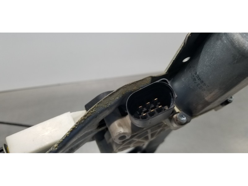 Recambio de elevalunas delantero derecho para bmw serie 6 cabrio (e64) 645ci referencia OEM IAM 51337008626 7008624 